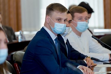 Сегодня к работе приступил новый состав Молодежного парламента при Законодательном Собрании